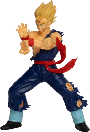 Dragon Ball Super Saiyan Goku in Combat Pose - Figure